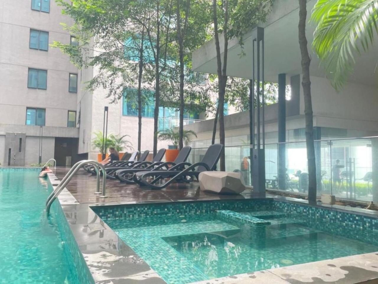 Summer Klcc By Apartx *